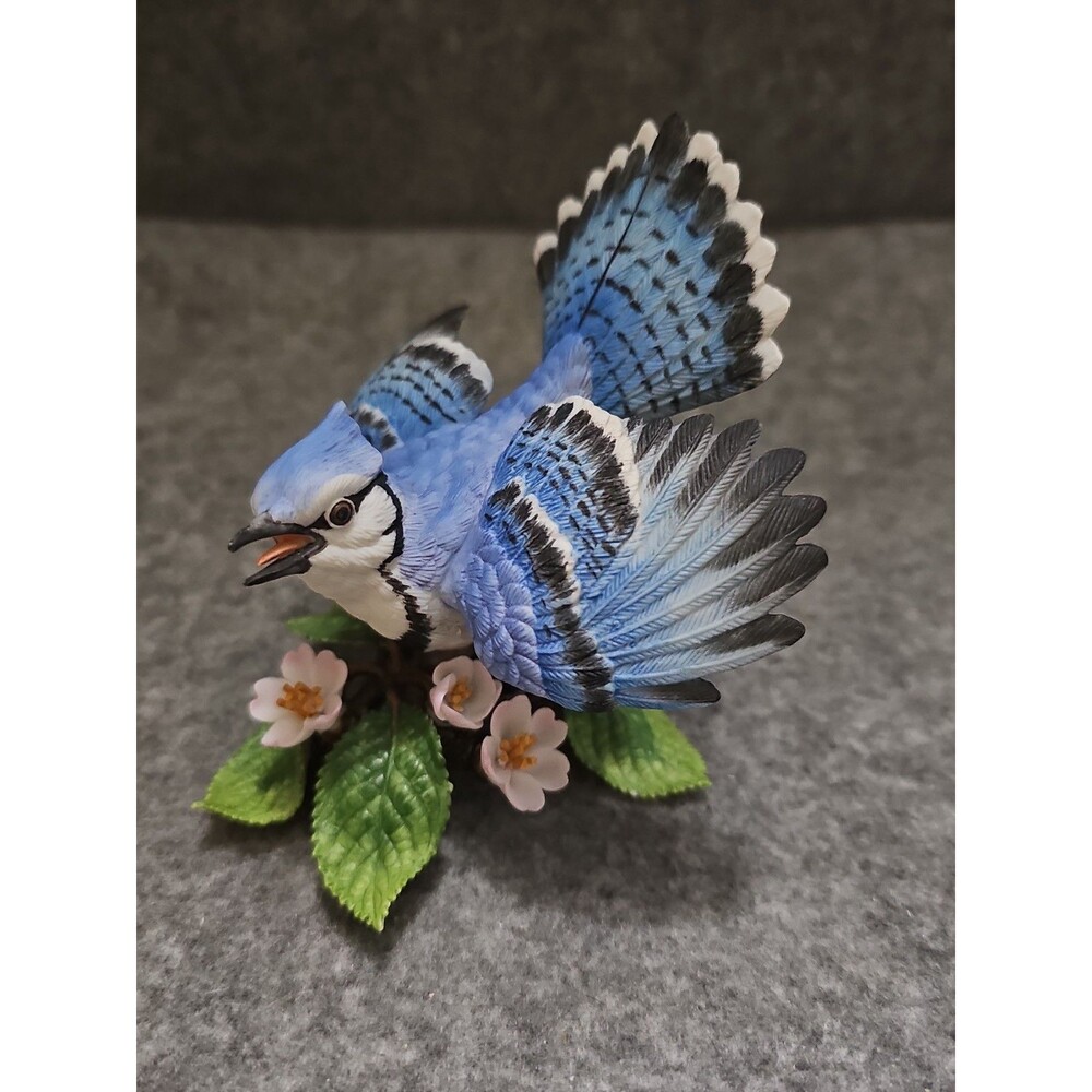 LENOX Blue Jay Figurine Fine Porcelain Japan. Excellent Condition.